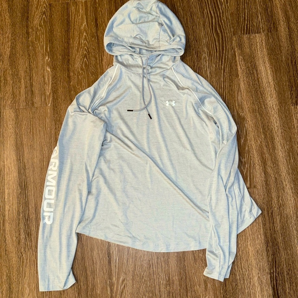 Under armour long sleeve hoodie